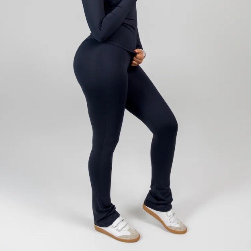 Stript - Signature Stacked Leggings (Black, L)
